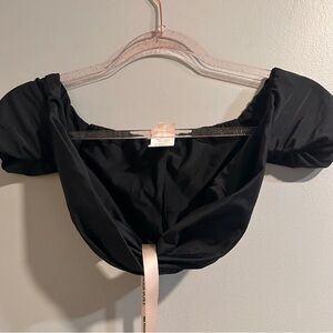 House Of CB Women's XS Short Sleeve Crossover Swimsuit Crop Top Barcelona Black